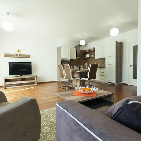 Deluxe Neli Apartments Zadar Bagian luar foto