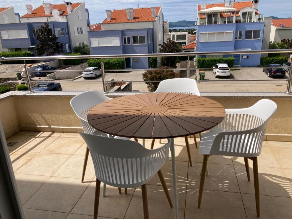 Deluxe Neli Apartments Zadar Bagian luar foto