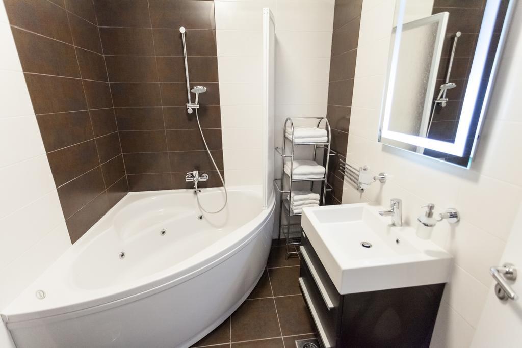 Deluxe Neli Apartments Zadar Bagian luar foto